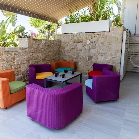 Thomas House - Private Pool - Sleeps 6 Villa *