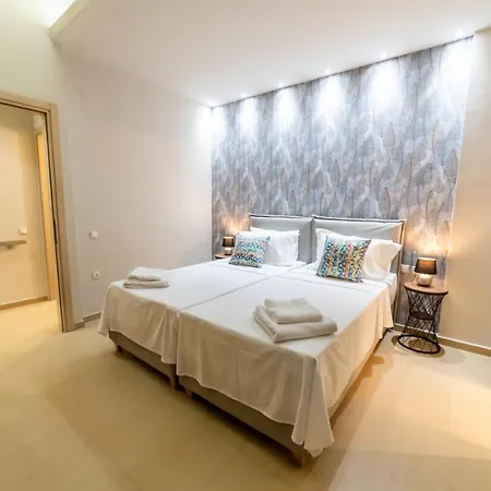 Thomas House - Private Pool - Sleeps 6 *