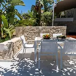 Villa Thomas House - Private Pool - Sleeps 6 Chersonissos