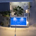 Thomas House - Private Pool - Sleeps 6 Villa