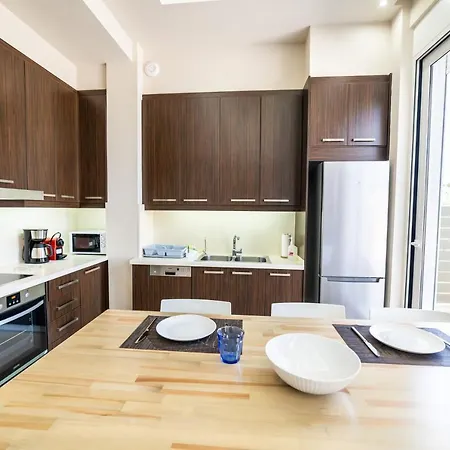 Thomas House - Private Pool - Sleeps 6 * 赫索尼索斯