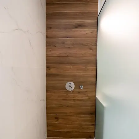 Thomas House - Private Pool - Sleeps 6 赫索尼索斯