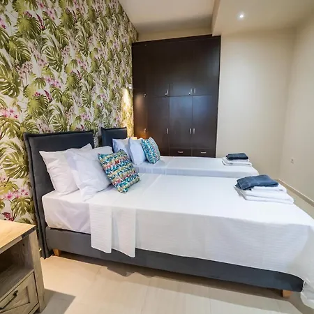 别墅 Thomas House - Private Pool - Sleeps 6 赫索尼索斯
