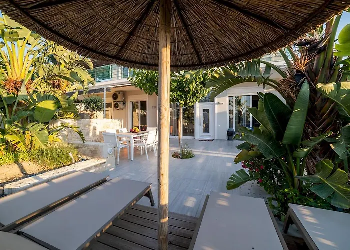 Thomas House - Private Pool - Sleeps 6 别墅 赫索尼索斯