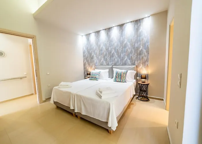 Thomas House - Private Pool - Sleeps 6