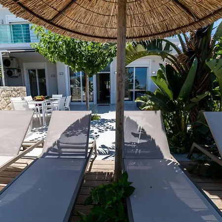 Thomas House - Private Pool - Sleeps 6