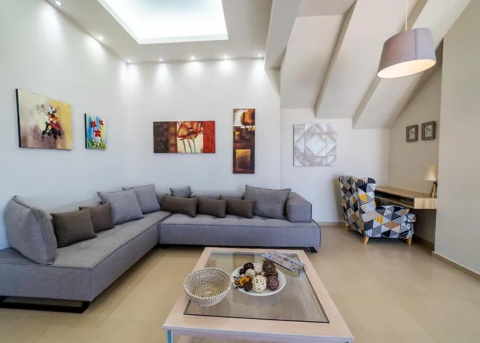 Thomas House - Private Pool - Sleeps 6 וילה